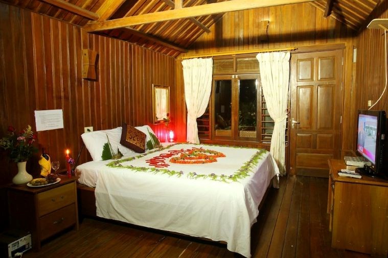 Phòng Bungalow Deluxe hướng biển